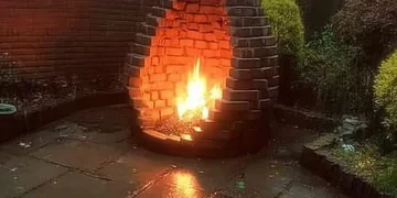 Beautiful rustic garden decor ideas for a charming backyard oasis.