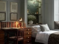 Fabulous Granny Chic home decor ideas showcasing vintage styles and modern elements.