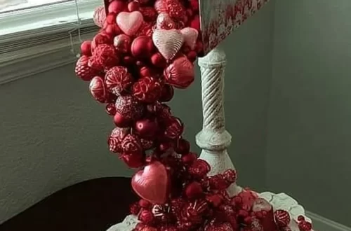 Beautiful Valentine's Day decor ideas for a romantic celebration.